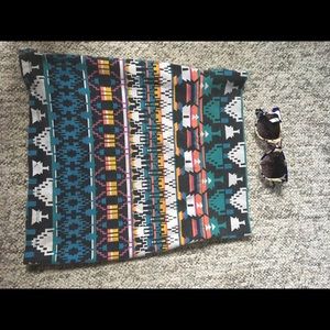 Tribal pencil mini skirt *free sunglasses*